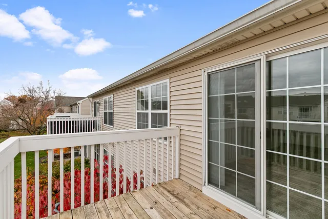 $2,500 | 2604 Sheehan Court, Unit 204, Naperville, IL 60564