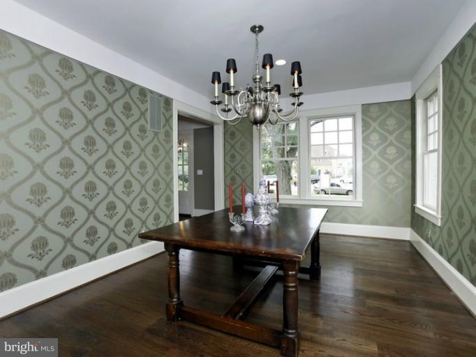 1300 Calder Road McLean, VA 22101 - Photo 11 of 26 Dining Room