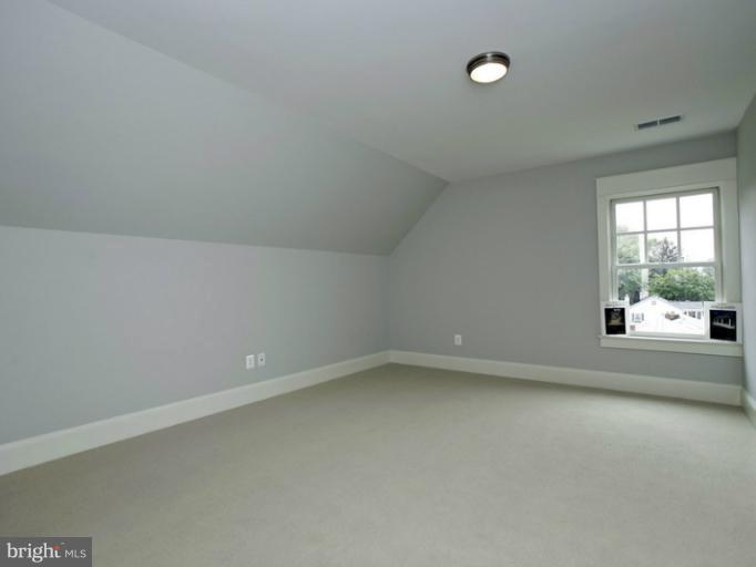1300 Calder Road McLean, VA 22101 - Photo 12 of 26 Bedroom