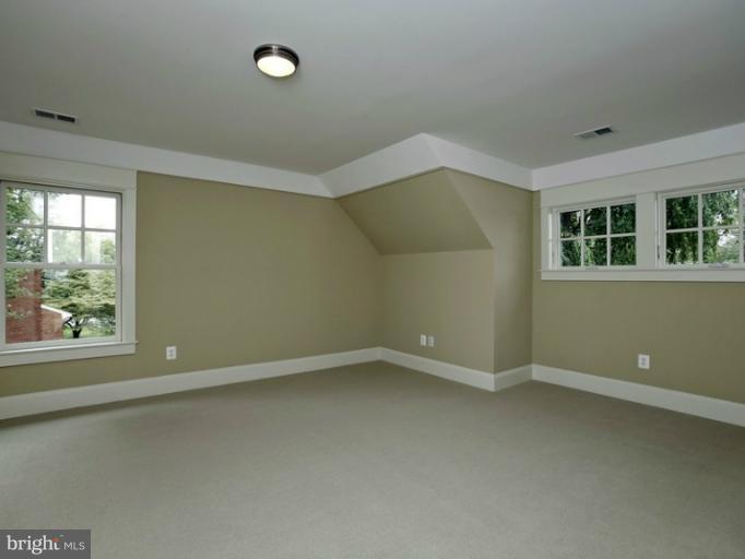 1300 Calder Road McLean, VA 22101 - Photo 8 of 26 Bedroom