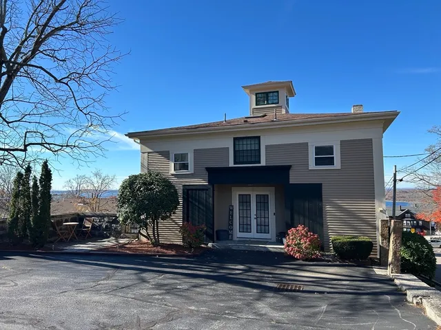 $369,000 | 450 Rock Street, Unit 1, Fall River, MA 02720