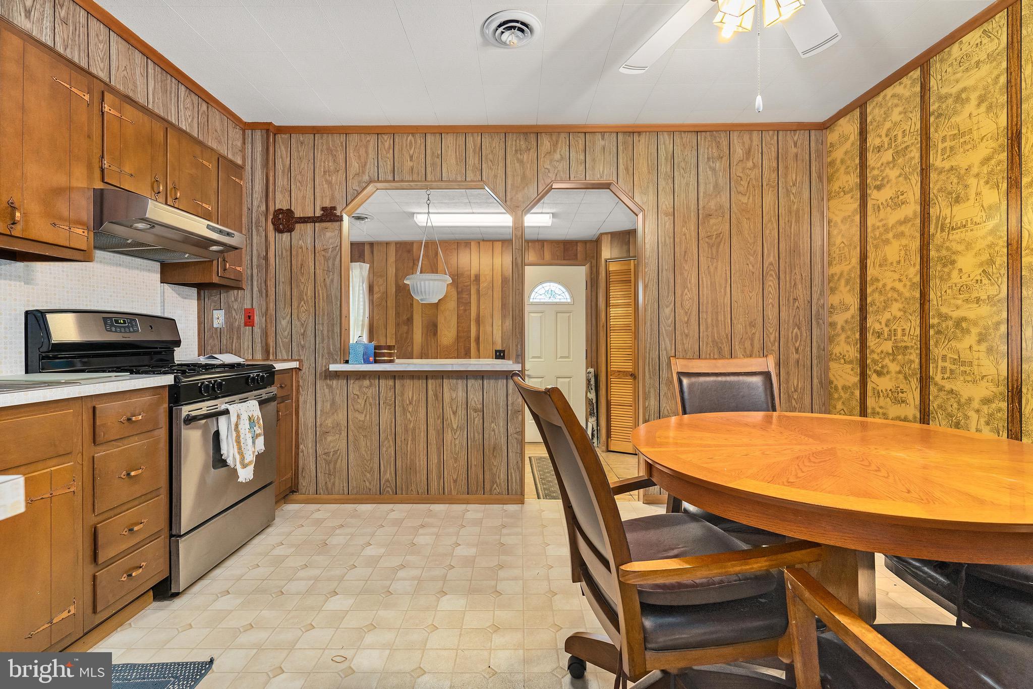 1215 Shore Road Middle River, MD 21220 - Photo 13 of 28