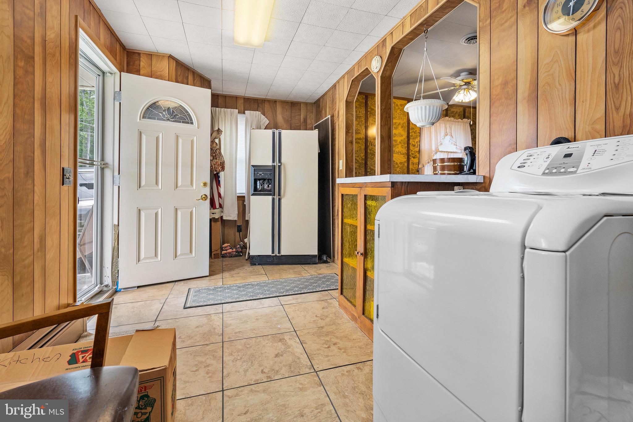 1215 Shore Road Middle River, MD 21220 - Photo 9 of 28