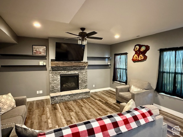 718 700 East Preston, ID 83263 - Photo 8 of 45 Main floor family room with floating shelves and gas stove.