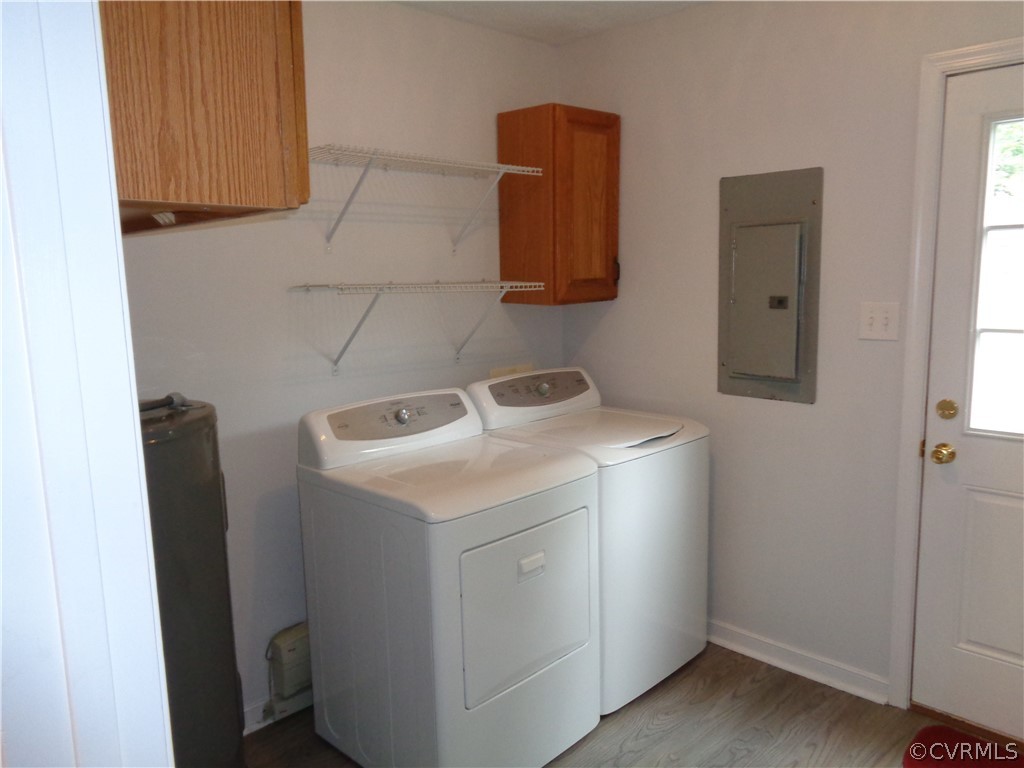 2411 Brookforest Road Midlothian, VA 23112 - Photo 9 of 24 a utility room with dryer and washer