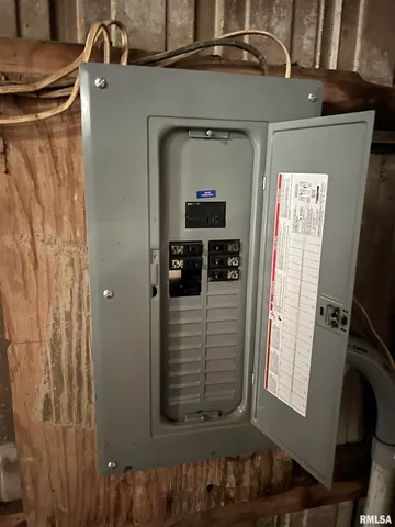 $199,900 | 11625 Highway 29, Pekin, IL 61554