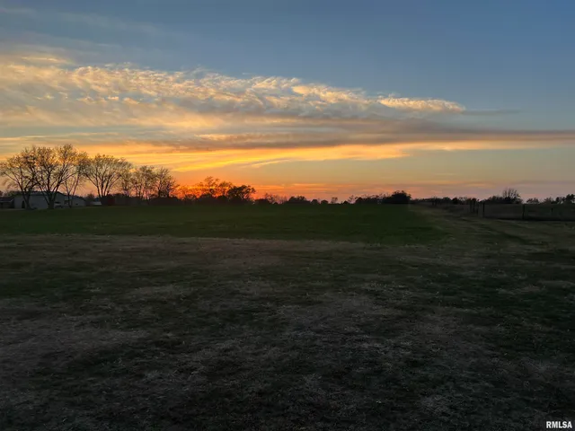 $199,900 | 11625 Highway 29, Pekin, IL 61554