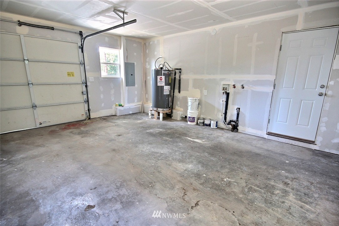 10814 Southeast 192nd Street Renton, WA 98055 - Photo 17 of 23 Gallery Image 17