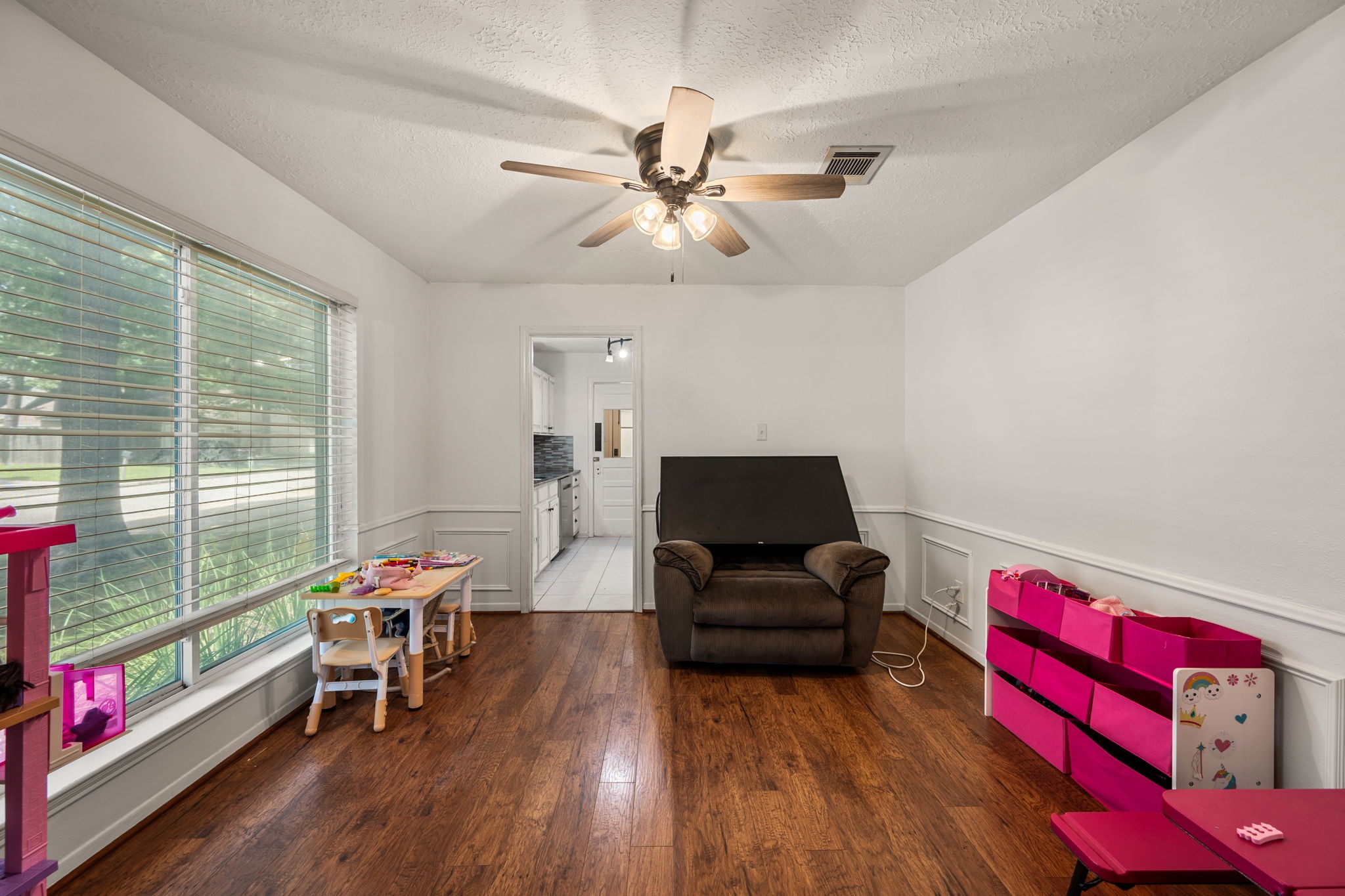 2415 Whispering Springs Drive Spring, TX 77373 - Photo 23 of 28 Secondary bedroom