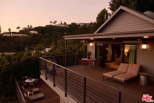 $5,300,000 | 8951 St Ives Drive, West Hollywood, CA 90069