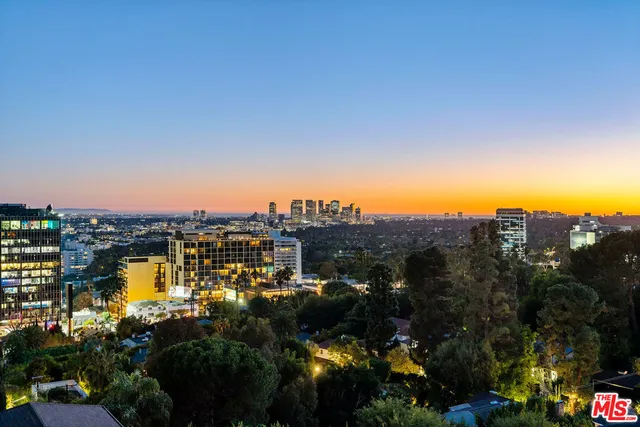 $5,300,000 | 8951 St Ives Drive, West Hollywood, CA 90069