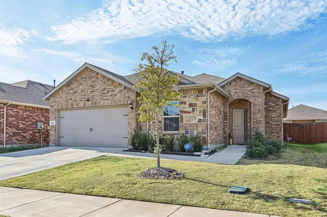 $369,900 | 8629 Angel Gardens Drive, Fort Worth, TX 76179