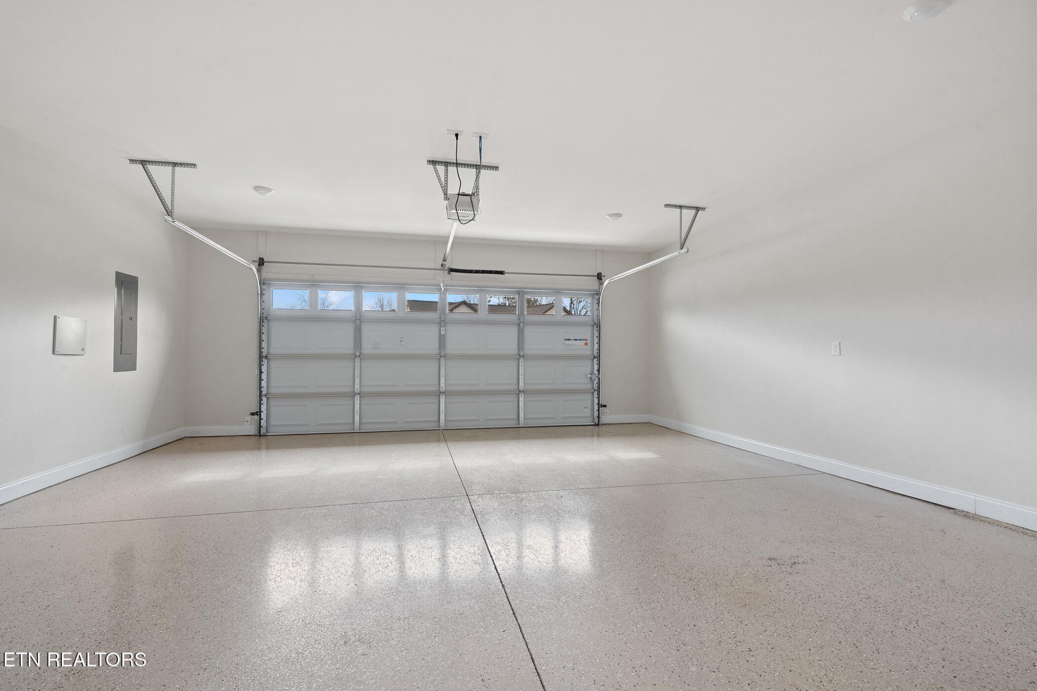129 Ogana Way Loudon, TN 37774 - Photo 25 of 32 a view of a garage