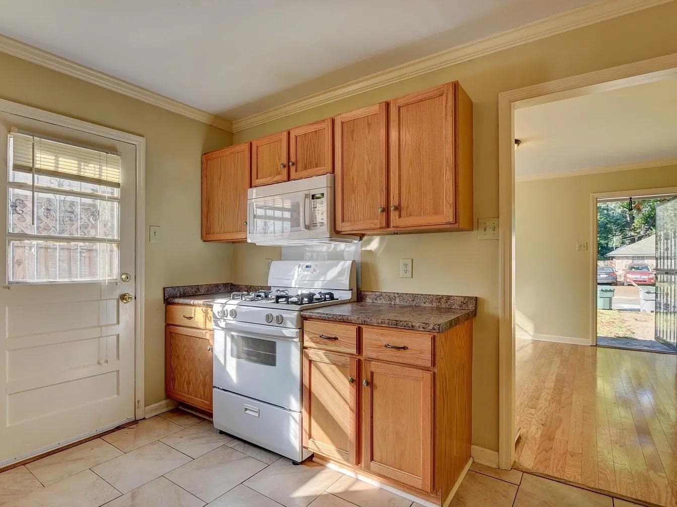 370 South Fenwick Road Memphis, TN 38111 - Photo 3 of 13