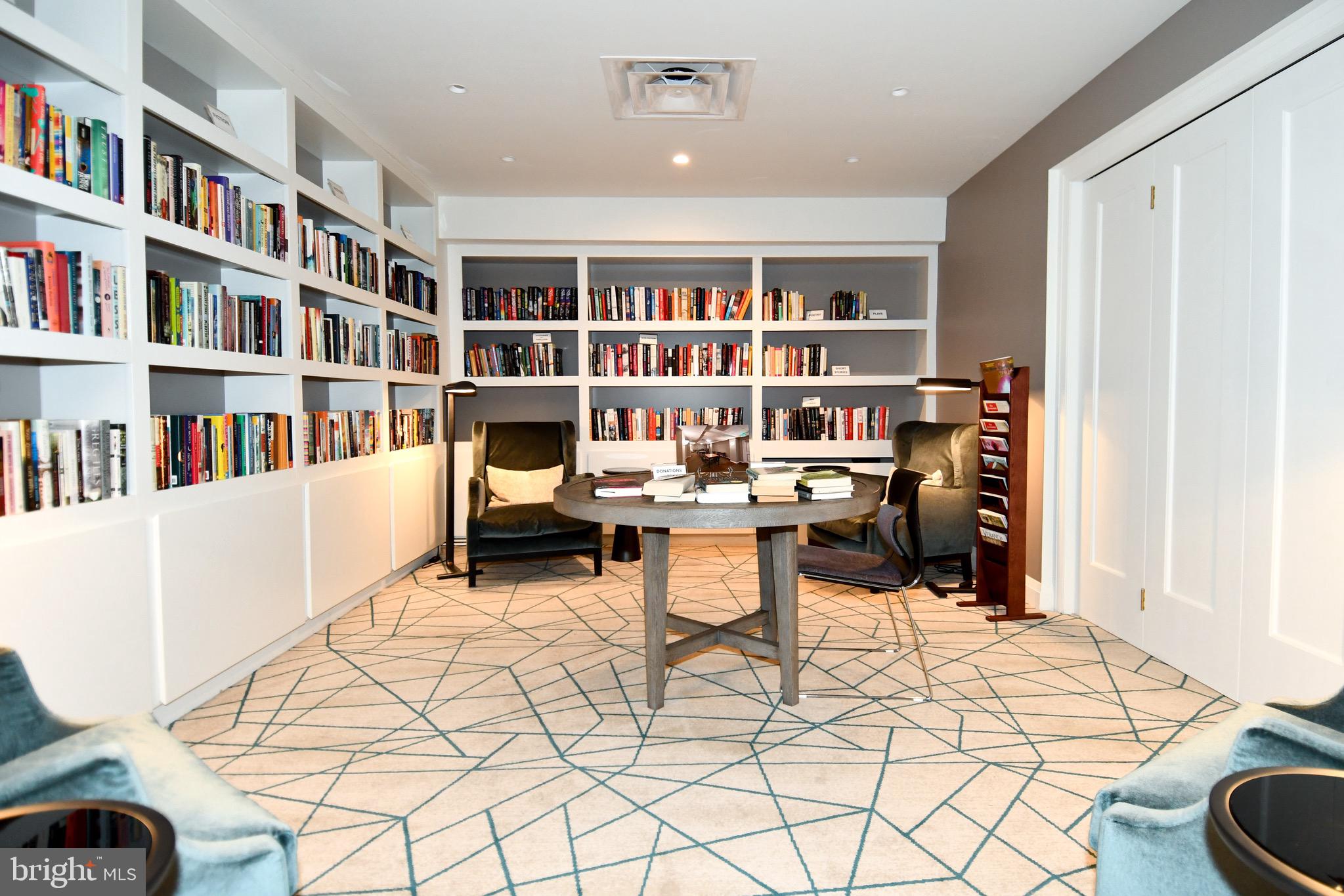 2801 New Mexico Avenue Northwest, Unit 1113 Washington, DC 20007 - Photo 26 of 39