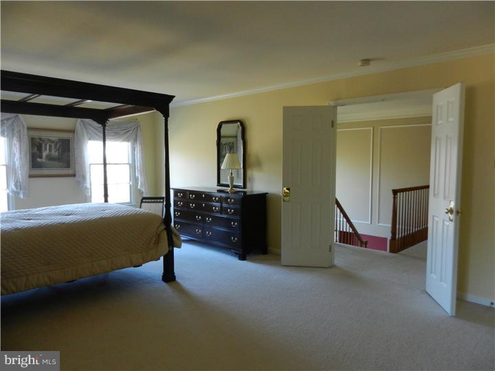 340 Windy Run Road Doylestown, PA 18901 - Photo 12 of 23 Gallery Image 12