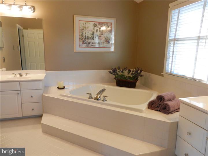 340 Windy Run Road Doylestown, PA 18901 - Photo 14 of 23 Gallery Image 14