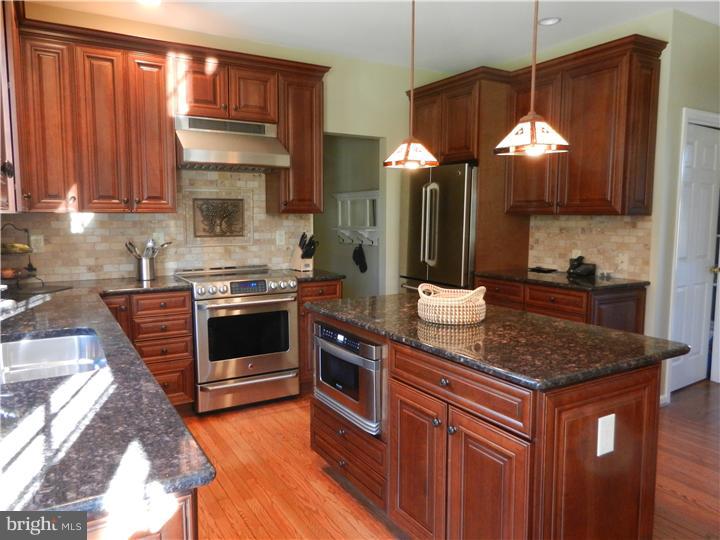340 Windy Run Road Doylestown, PA 18901 - Photo 3 of 23 Gallery Image 3