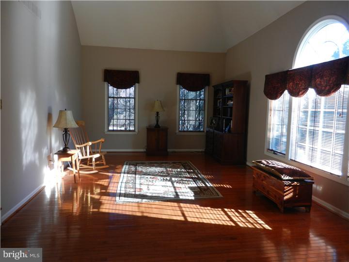 340 Windy Run Road Doylestown, PA 18901 - Photo 10 of 23 Gallery Image 10