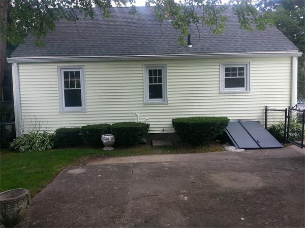 344 Commonwealth Avenue Springfield, MA 01108 - Photo 3 of 11 Gallery Image 3