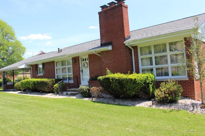 217 Peachbloom Hill Road Berea, KY 40403 - Photo 3 of 40 Listing Photo