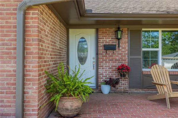 $499,000 | 800 Esther Boulevard, Bryan, TX 77802