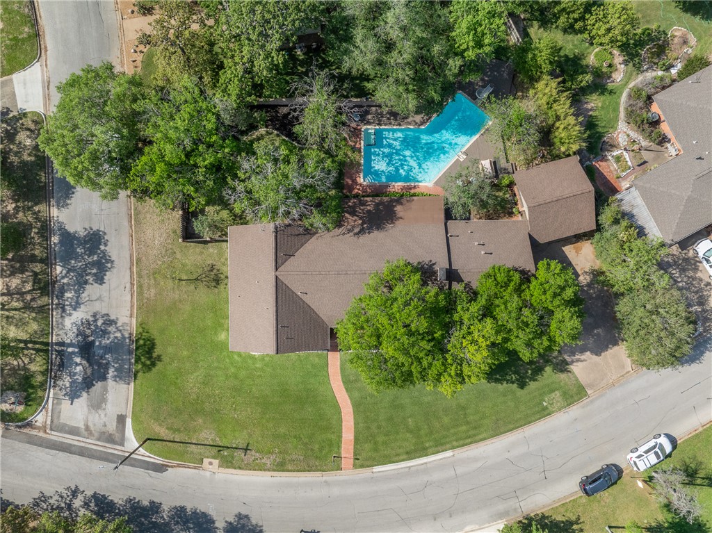 800 Esther Boulevard Bryan, TX 77802 - Photo 32 of 37 an aerial view of a house