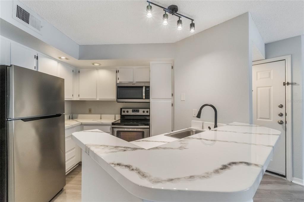 4532 Commander Drive, Unit 2115 Orlando, FL 32822 - Photo 5 of 23