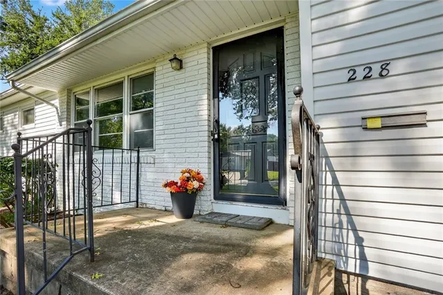$269,950 | 228 North Cherry Street, Gardner, KS 66030