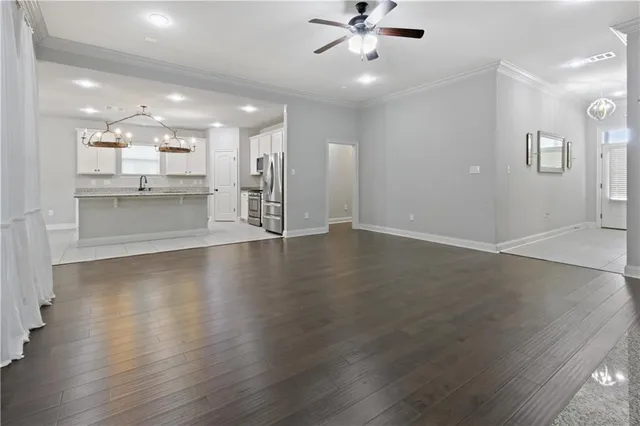 $385,000 | 733 English Oak Drive, Madisonville, LA 70447