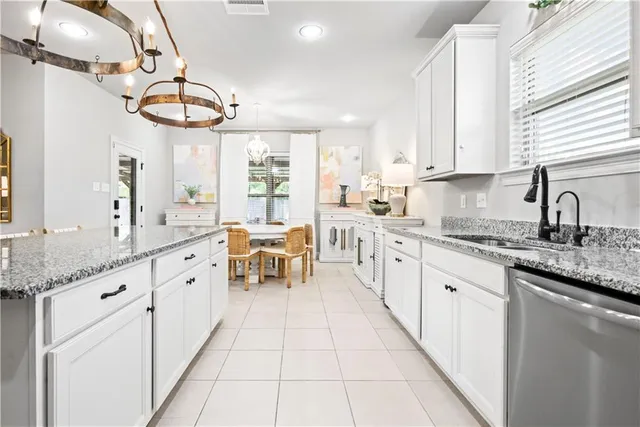 $385,000 | 733 English Oak Drive, Madisonville, LA 70447