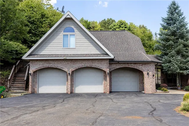 $1,000,000 | 186 Hillcrest Road, Elmira, NY 14903