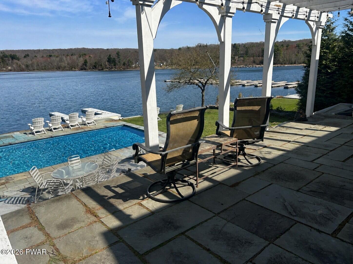 114 Shore Road Tafton, PA 18464 - Photo 3 of 135 Gallery Image 3