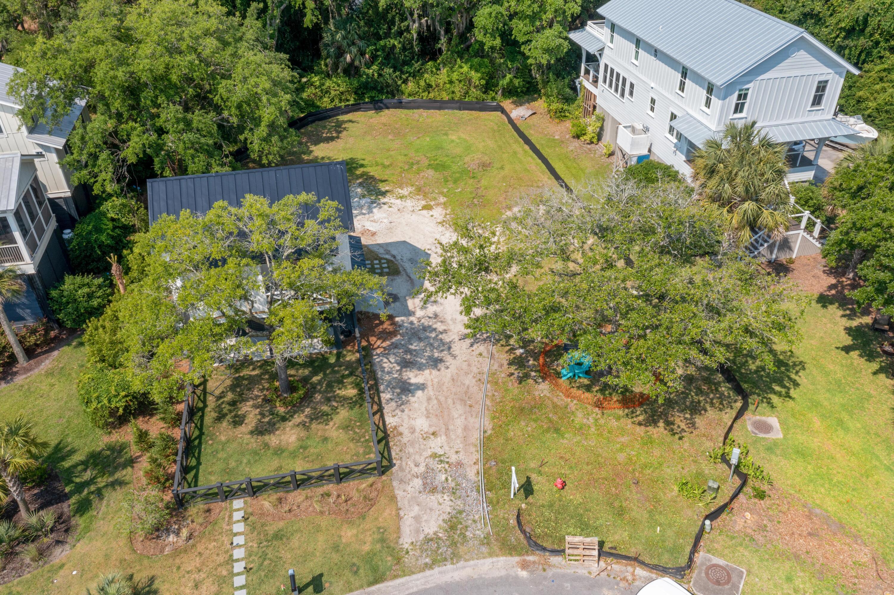 1644 Home Farm Road Mount Pleasant, SC 29464 - Photo 21 of 22 coastalrephoto-1644HomeFarmRd-0331