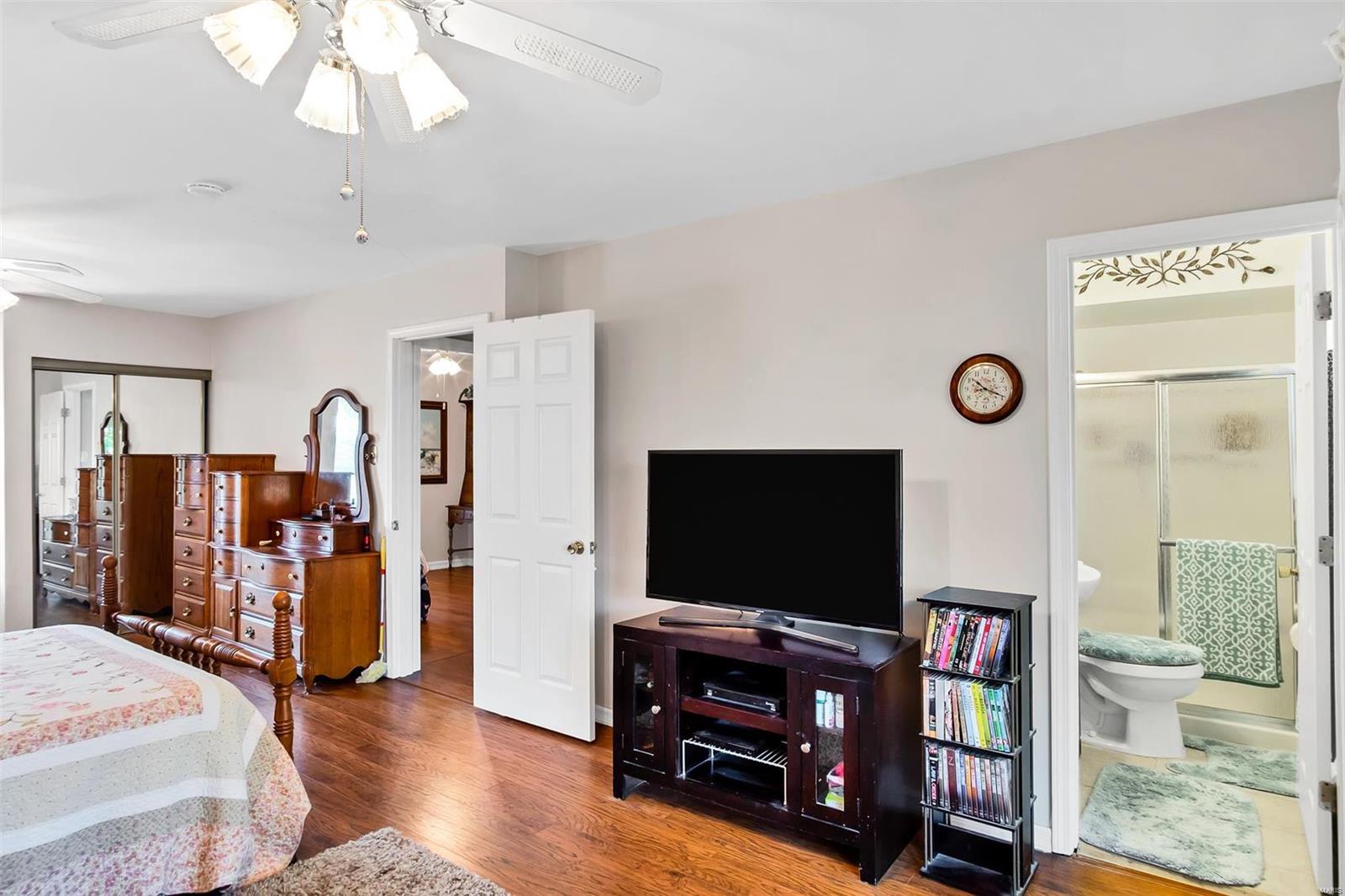 225 Hunters Ridge St. Charles, MO 63301 - Photo 13 of 21 Gallery Image 13