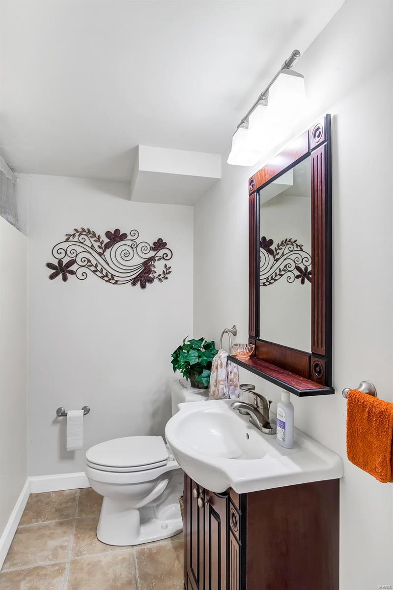 225 Hunters Ridge St. Charles, MO 63301 - Photo 19 of 21 Gallery Image 19