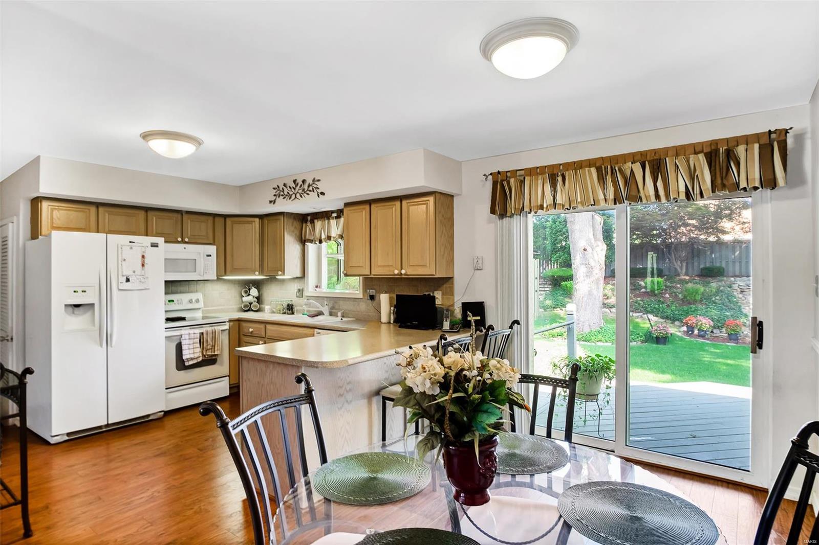 225 Hunters Ridge St. Charles, MO 63301 - Photo 3 of 21 Gallery Image 3