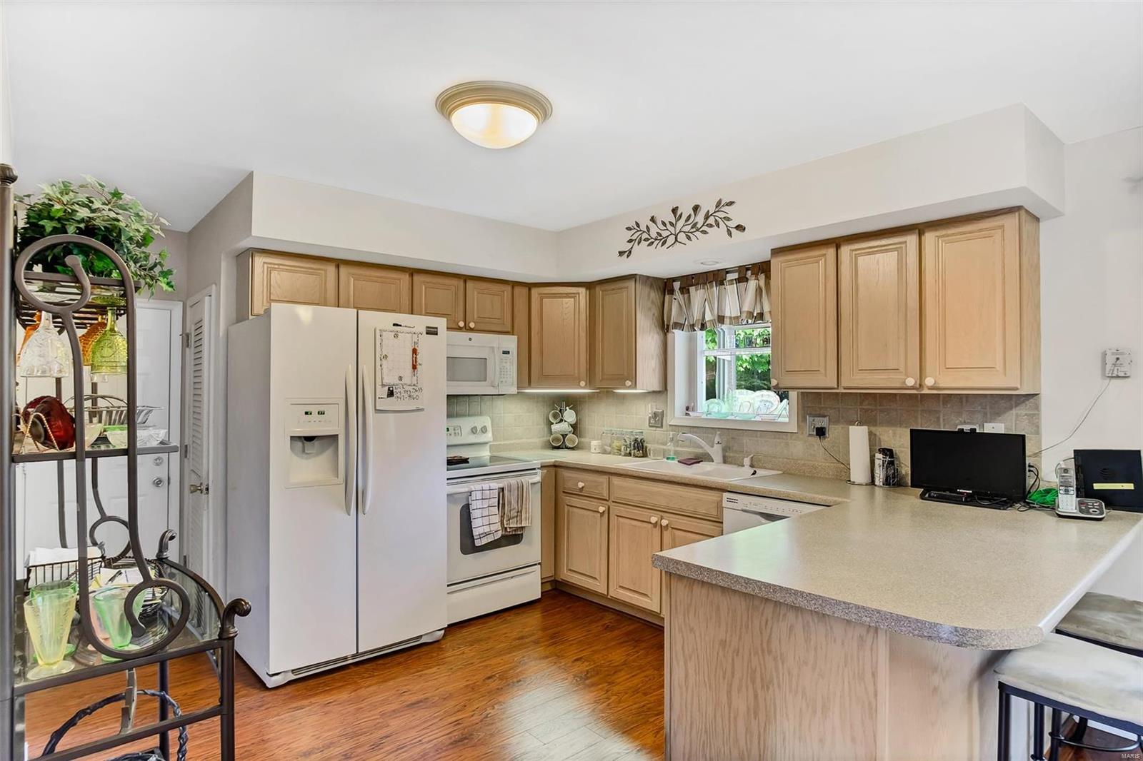 225 Hunters Ridge St. Charles, MO 63301 - Photo 4 of 21 Gallery Image 4