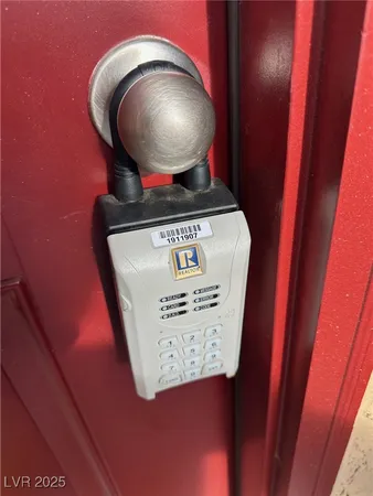 $1,800 | 7900 Pandora Sky Street, Unit 1, North Las Vegas, NV 89084