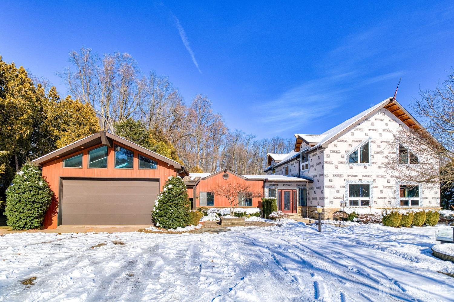 25 Davidson's Mill Road North Brunswick, NJ 08902 - Photo 49 of 56 a front view of a house with a yard