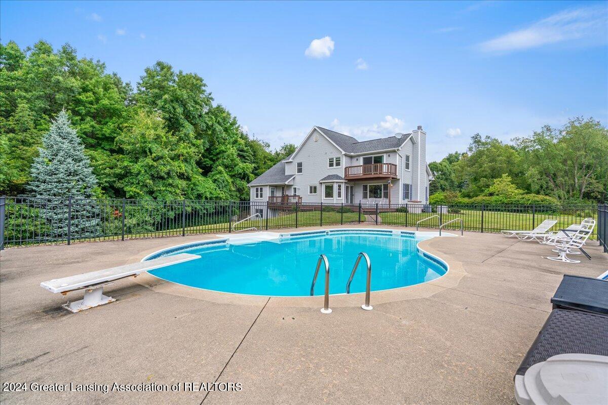 953 Barry Road Haslett, MI 48840 - Photo 3 of 65 57-Media Jett - 59