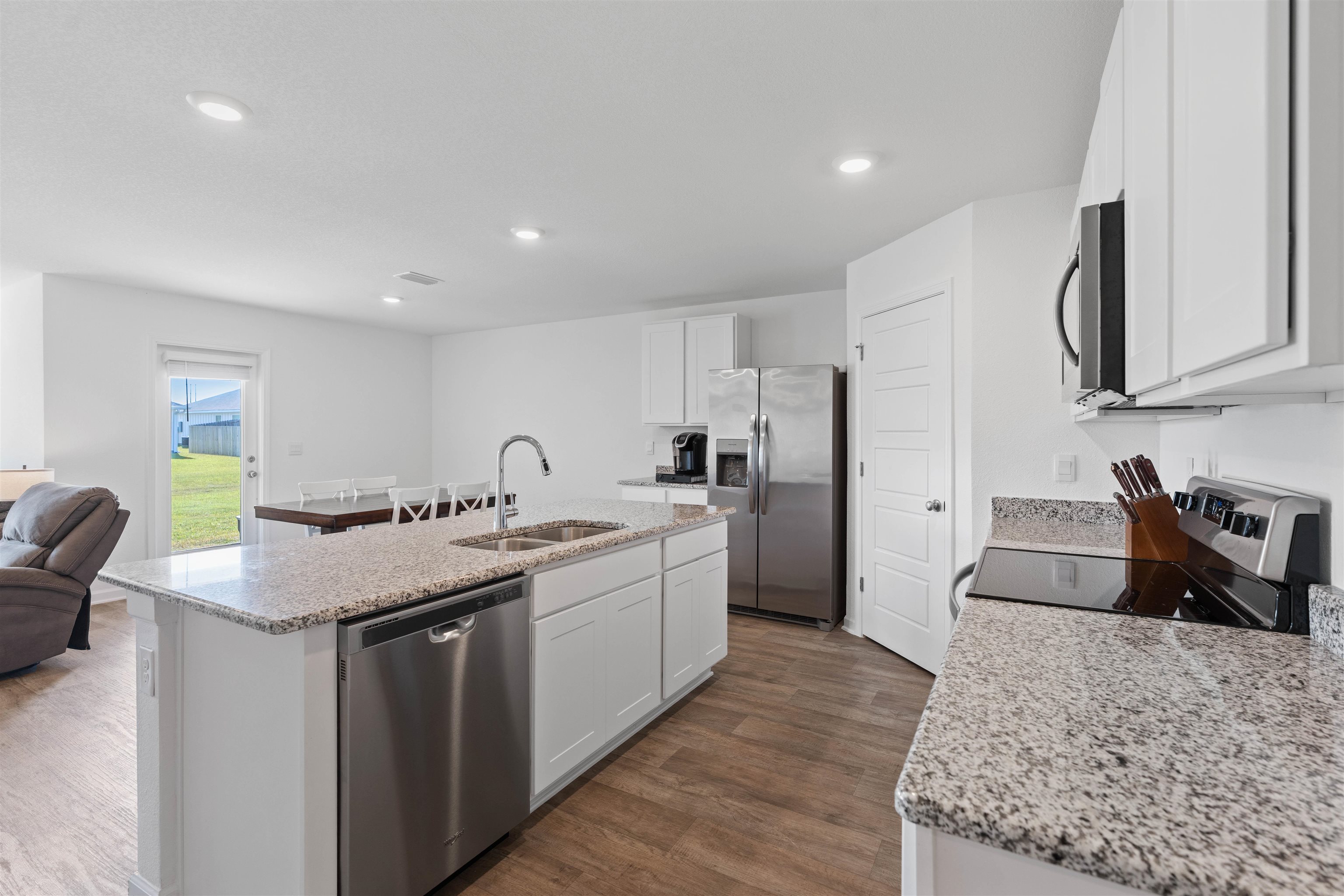 15030 Forsythia Loop Silverhill, AL 36576 - Photo 11 of 33 Kitchen