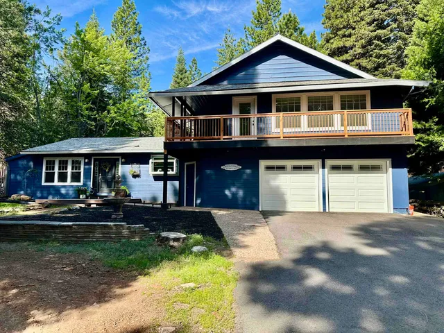 $899,000 | 1117 Peninsula Drive, Lake Almanor, CA 96137