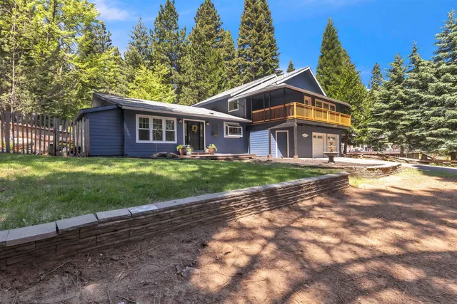 $899,000 | 1117 Peninsula Drive, Lake Almanor, CA 96137