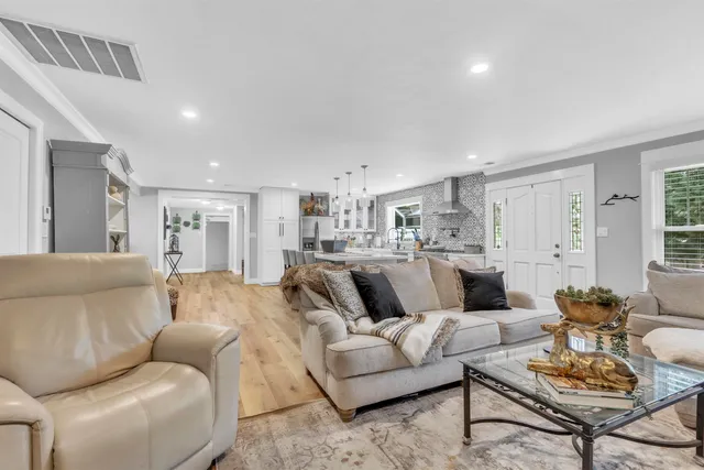 $899,000 | 1117 Peninsula Drive, Lake Almanor, CA 96137