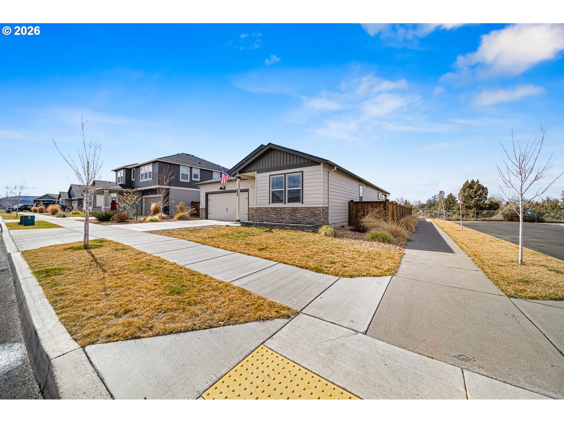 597 Northeast Union Loop Prineville, OR 97754 - Photo 1 of 22 a view of houses with sky view