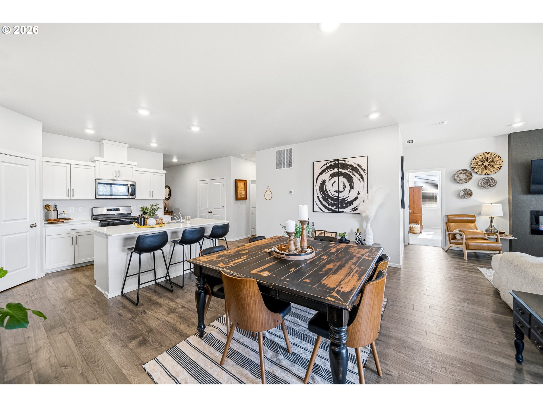 597 Northeast Union Loop Prineville, OR 97754 - Photo 7 of 22 a living room with lots of furniture and kitchen view