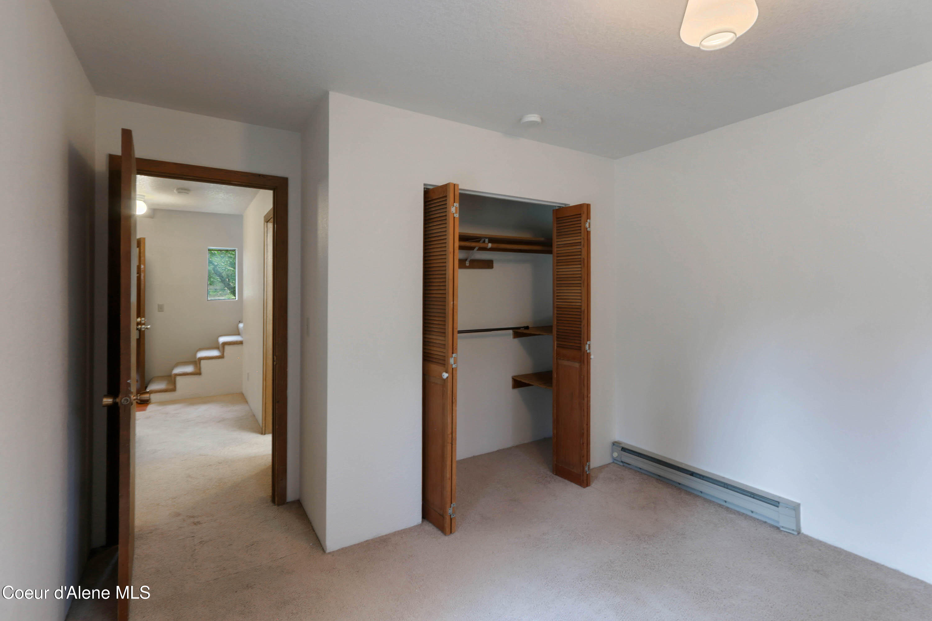 372 Schweitzer Mountain Road Sandpoint, ID 83864 - Photo 10 of 22 Downstairs bedroom