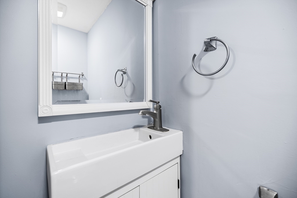 25 Reservoir Road, Unit C4 Pembroke, MA 02359 - Photo 16 of 23 Gallery Image 16