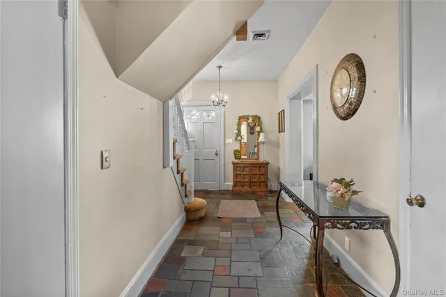 $749,000 | 20 Lincoln Street, New Rochelle, NY 10801